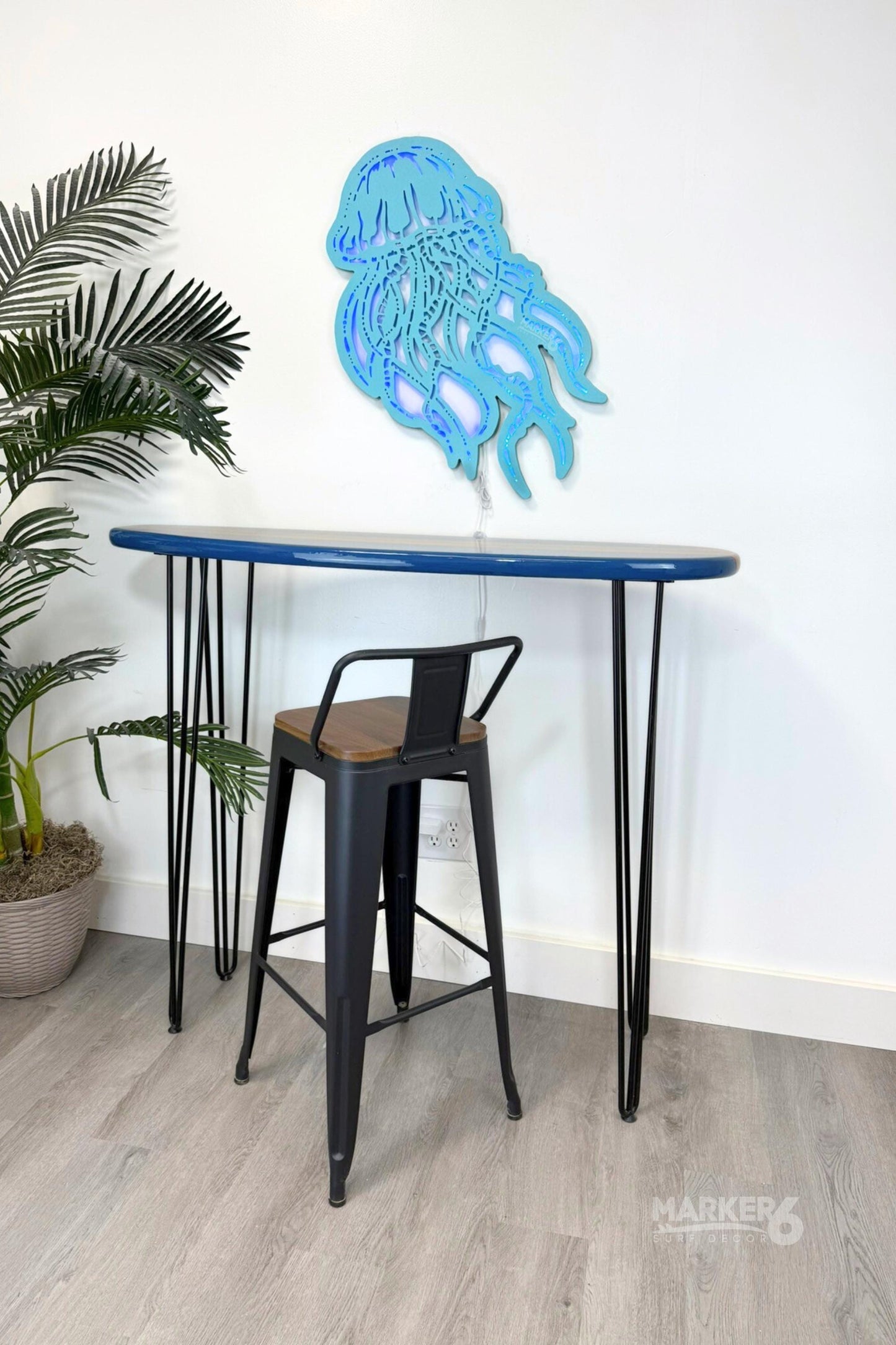 Light Up Jellyfish Wall Art – Color Changing LED Glow Beach Decor