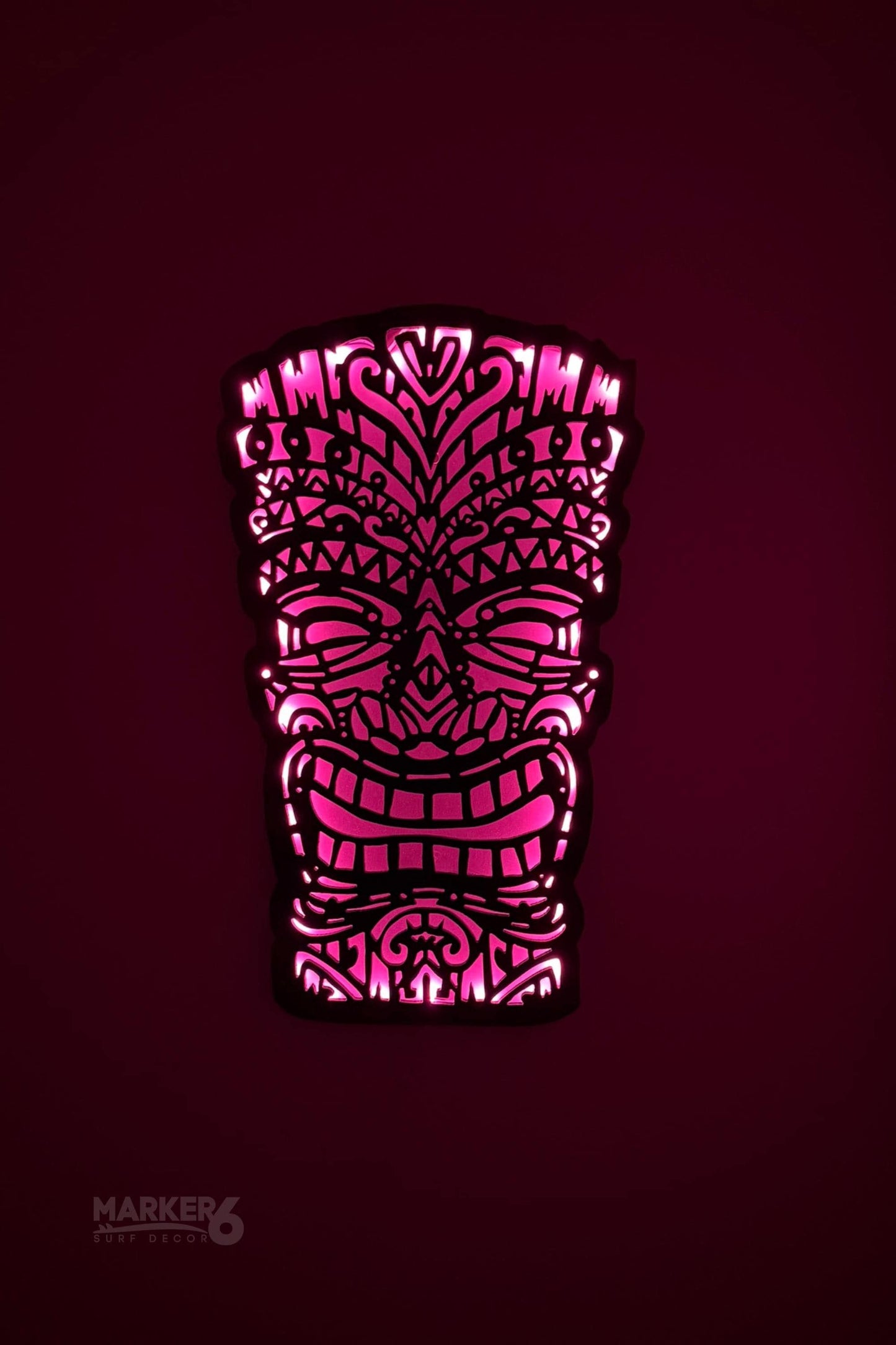 Light Up Tiki Wall Art – Color Changing LED Glow Beach Decor