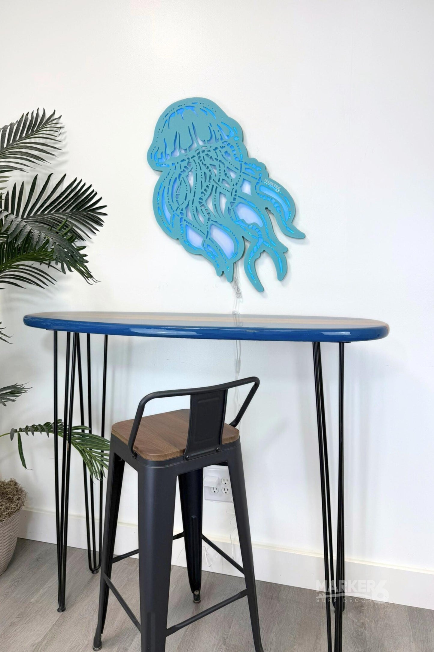 Light Up Jellyfish Wall Art – Color Changing LED Glow Beach Decor