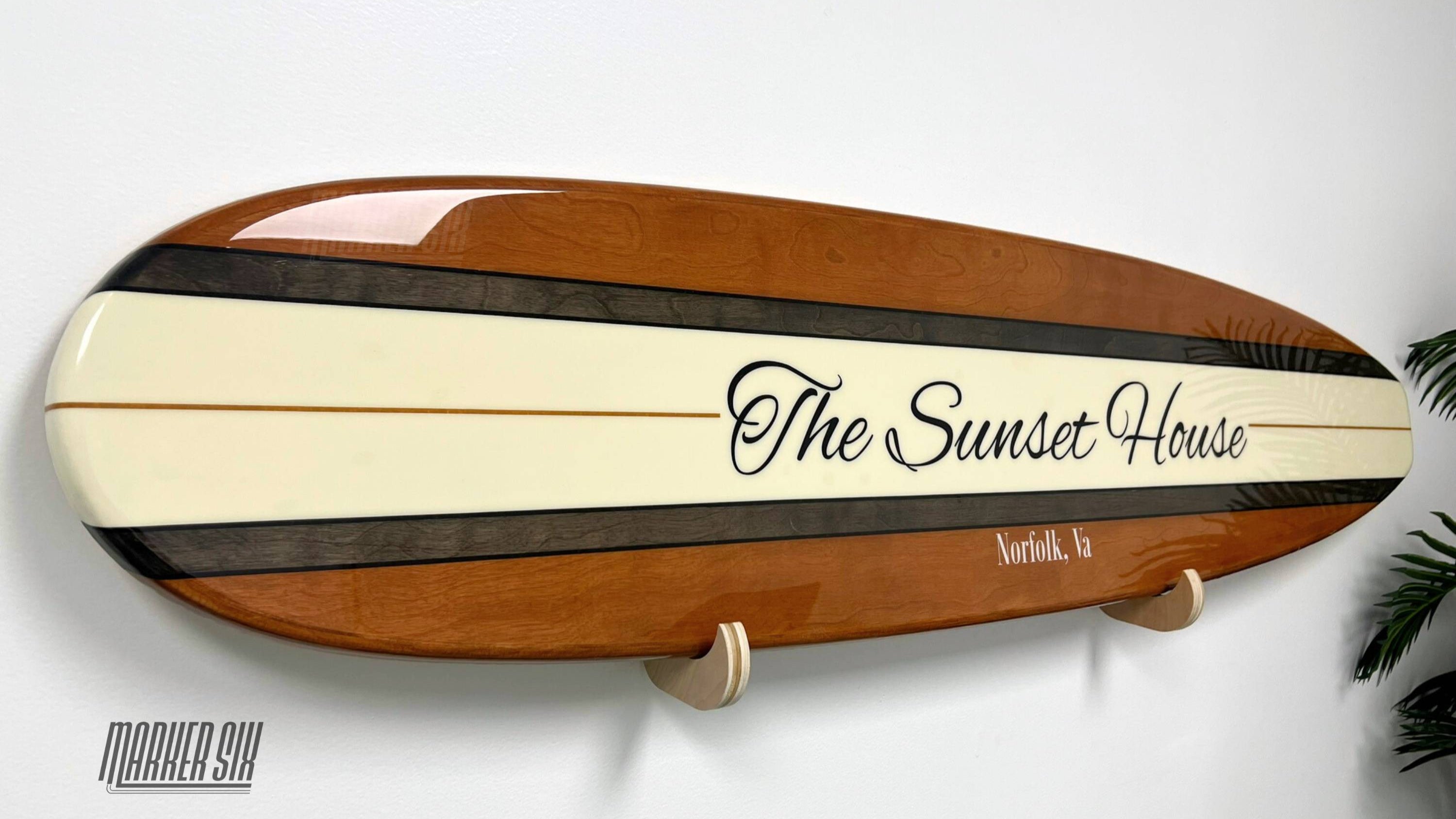 革 レザー ✯ サーフボード 飾り タグ ✯ 染色 グラデーション ALOHA The Aloha Surfboard Wall Decor – Marker Six