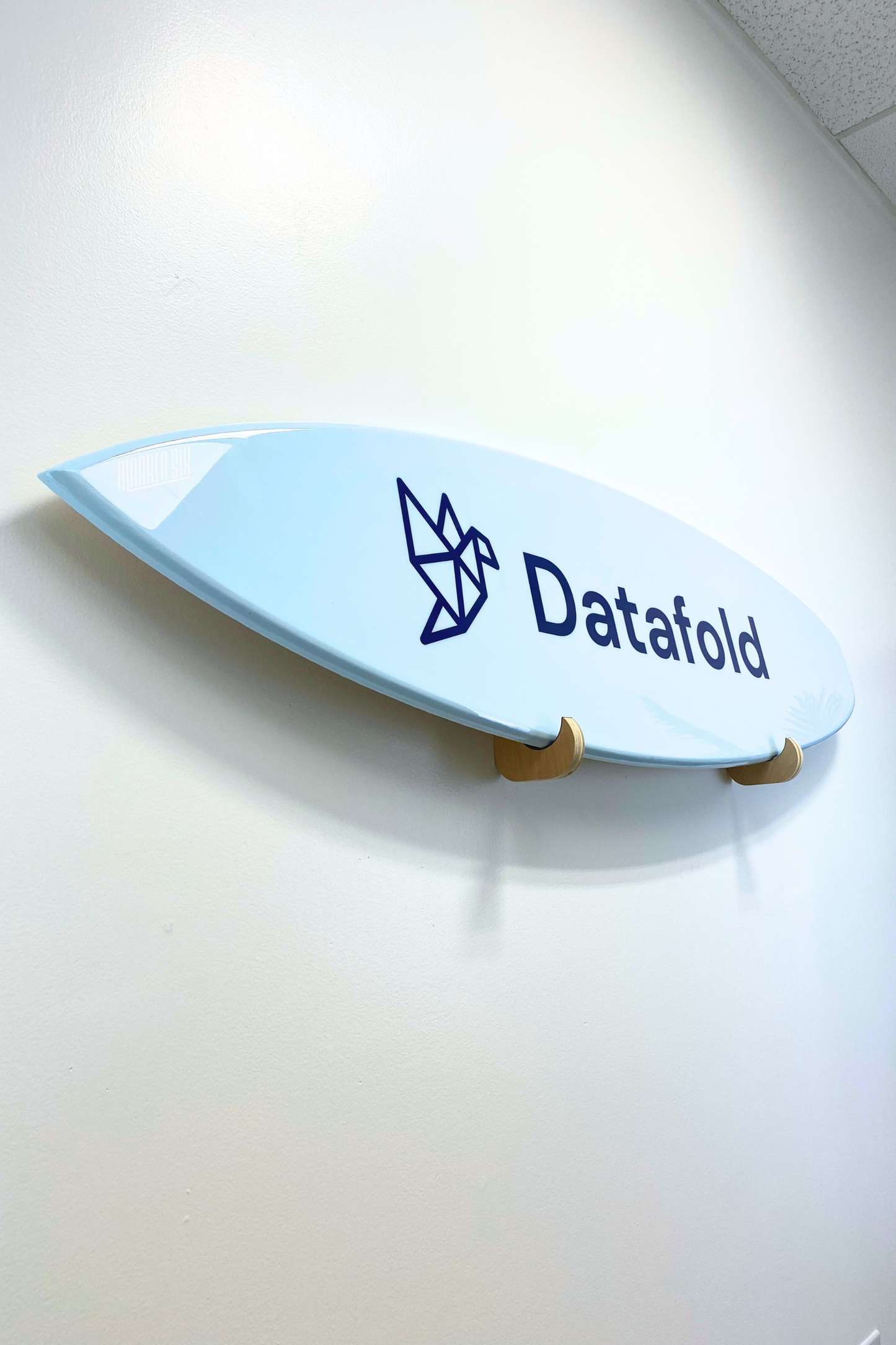 Custom Logo Single Color Shortboard Wall Hanger