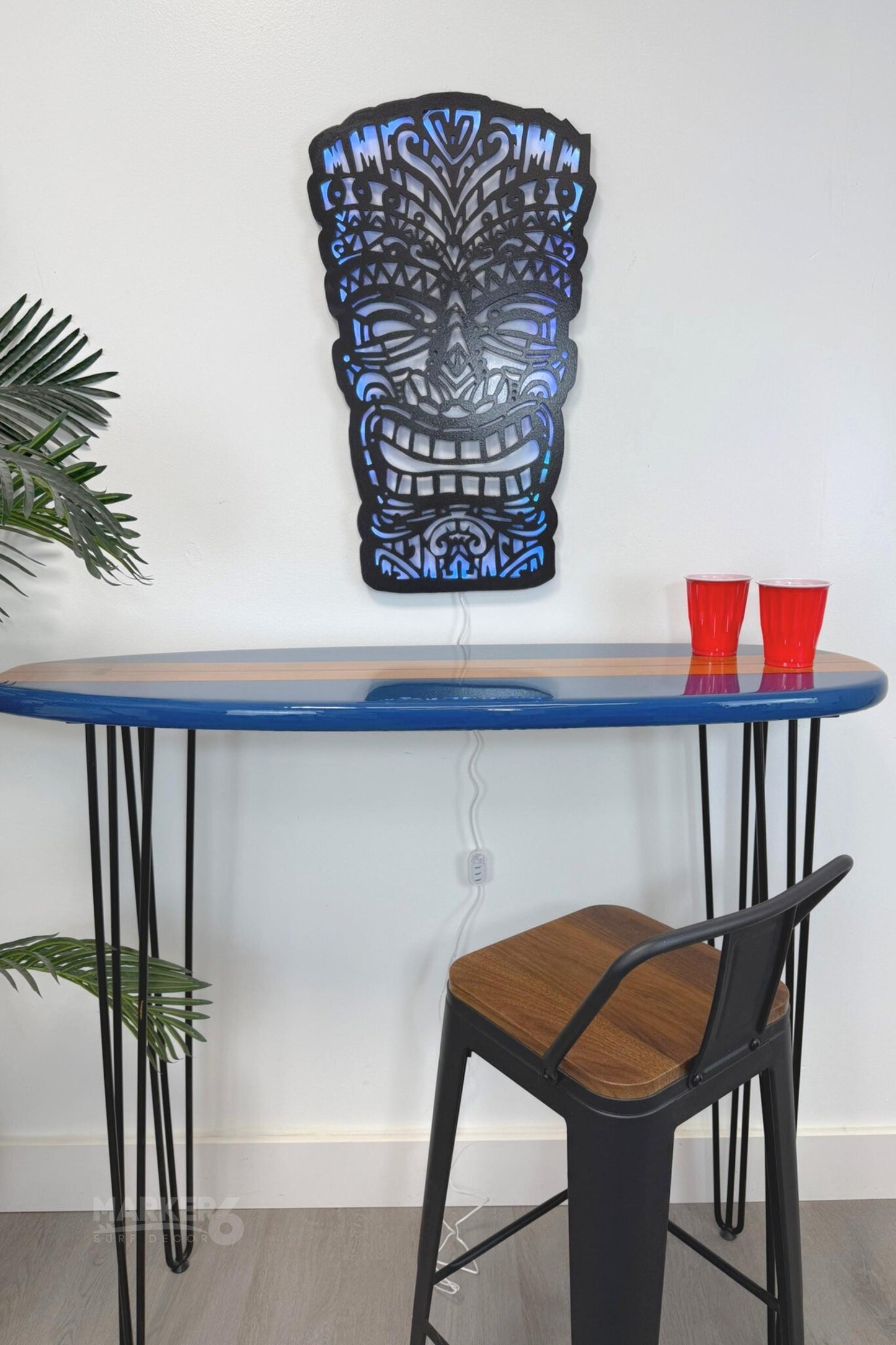 Light Up Tiki Wall Art – Color Changing LED Glow Beach Decor