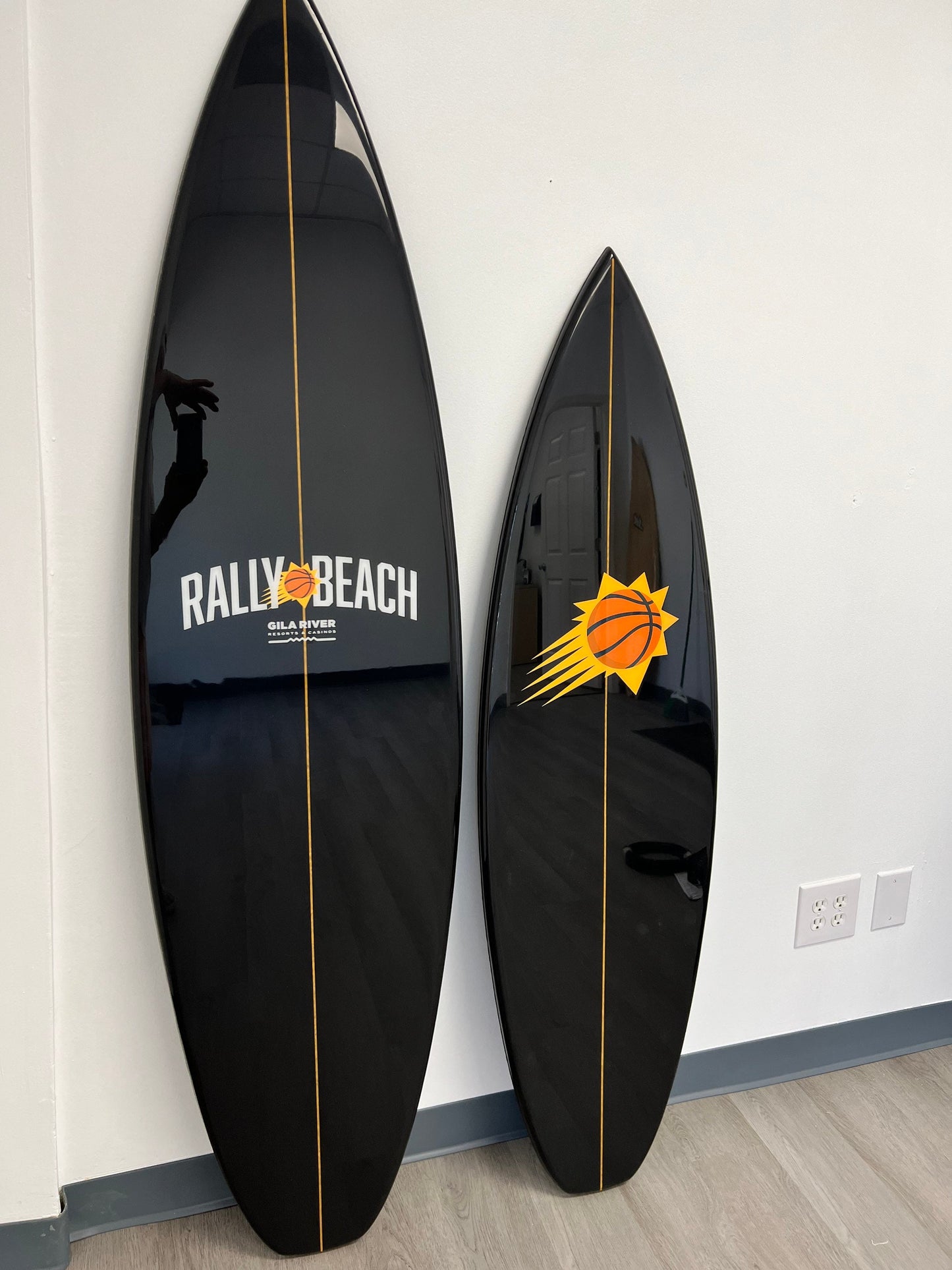 Custom Logo Single Color Shortboard Wall Hanger