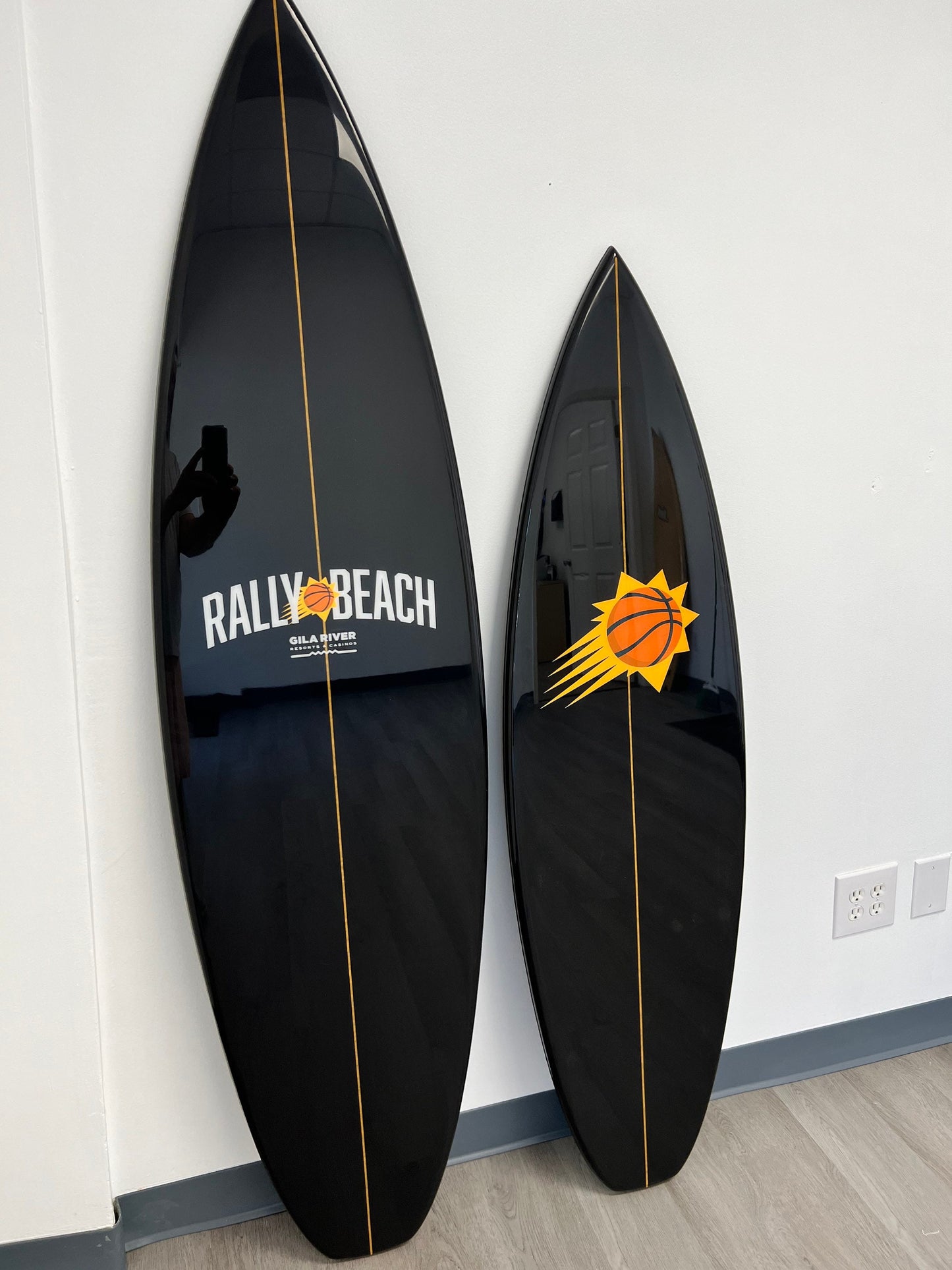 Custom Logo Single Color Shortboard Wall Hanger